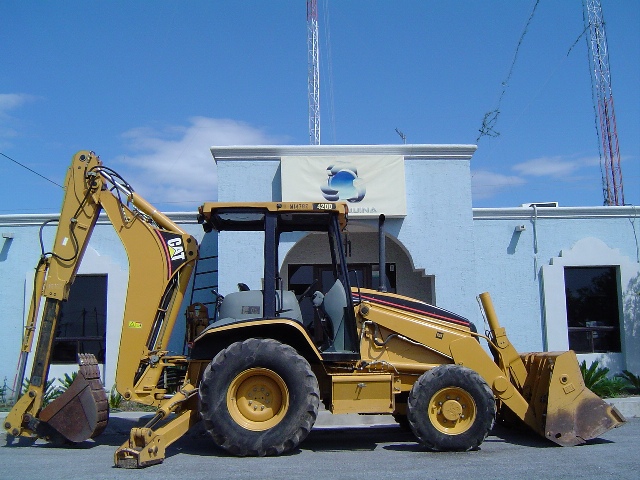 RE102 CAT 420D